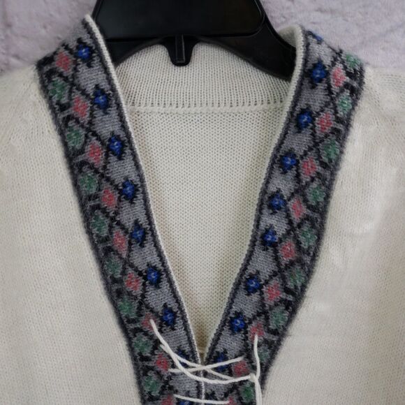 Sweater Tie with Tassels Tunic Style Ivory & Gray - Picture 3 of 4